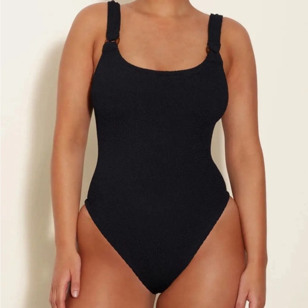 Hunza G Domino One Piece